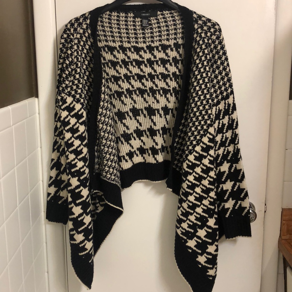 Patterned cardigan
